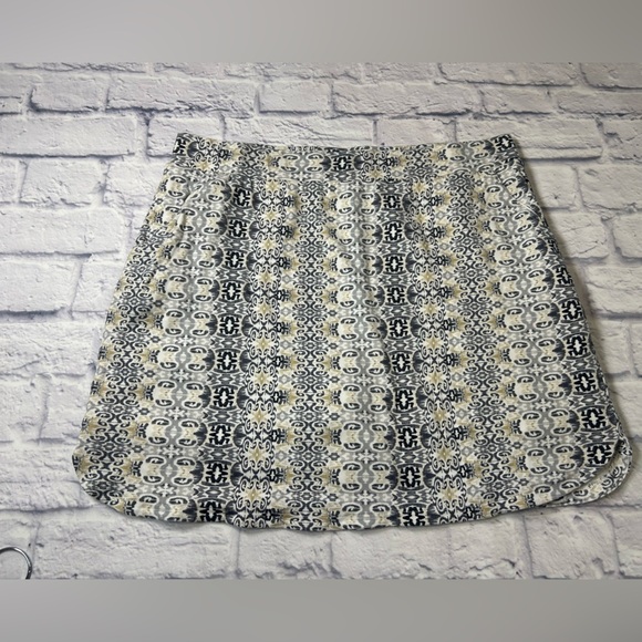 Croft & Barrow Gray/Tan/Cream/Black Patterned Cotton Skort. Size XL. - Picture 1 of 8